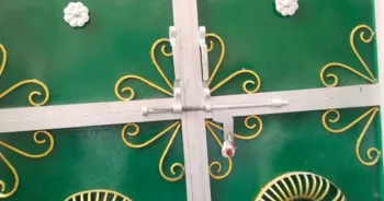 अवैध मदरसा सील