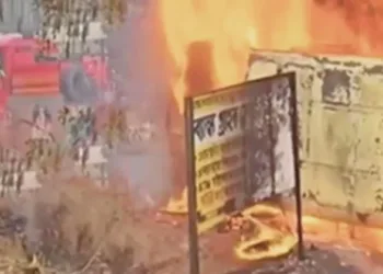 मुर्शिदाबाद में हिंसक प्रदर्शन