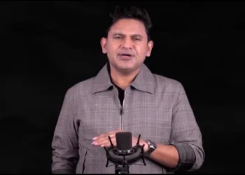 Manoj Muntashir attack on Anurag kashyap