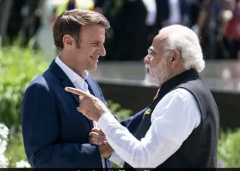 प्रधानमंत्री नरेन्द्र मोदी और राष्ट्रपति मैक्रों के बीच प्रगाढ़ मित्रता और आपसी समझ है   
(File Photo)