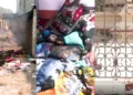 मुर्शिदाबाद में कट्टरपंथियों ने घरों को निशाना बनाया, मंदिरों में की तोड़फोड़।