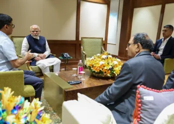 दिल्ली में एयरपोर्ट पर पीएम मोदी ने पहलगाम आतंकी हमले की ली जानकारी
