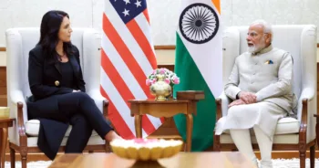 अमेरिकी खुफिया प्रमुख और भारत के प्रधानमंत्री नरेंद्र मोदी (फाइल फोटो)