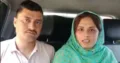 पत्नी के साथ मुनीर अहमद