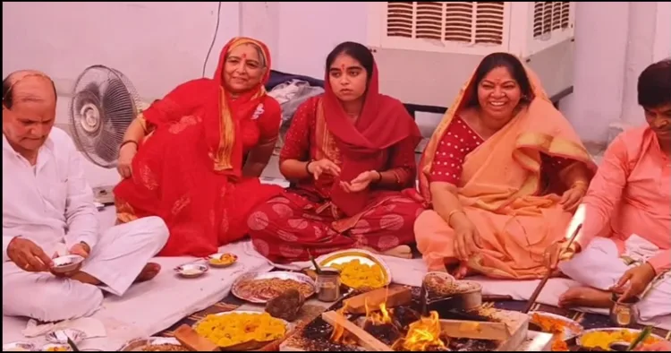 Elain Dixon Adopted Sanatan Dharma did Ghar wapsi Rajasthan