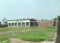 सरकारी जमीन पर अवैध रूप से बना था मदरसा, जिसे ध्वस्त किया गया।
