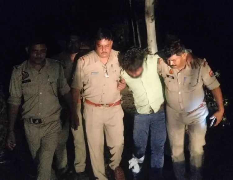पुलिस की गिरफ्त में आरोपी