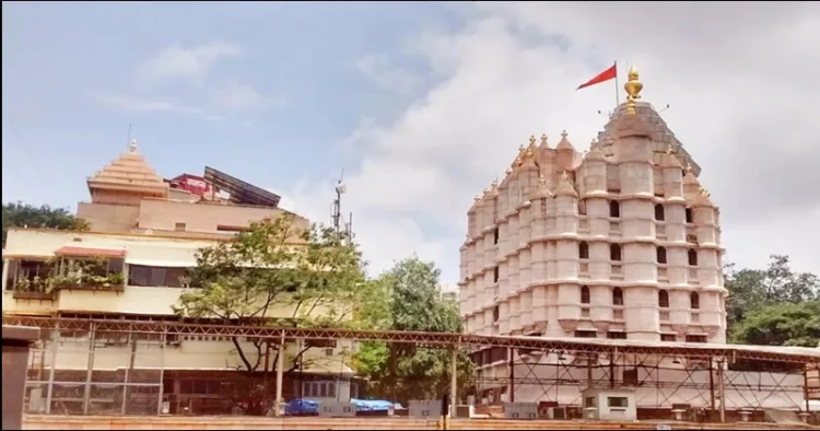 Siddhivinayak Temple Mumbai stop Offering Prasad