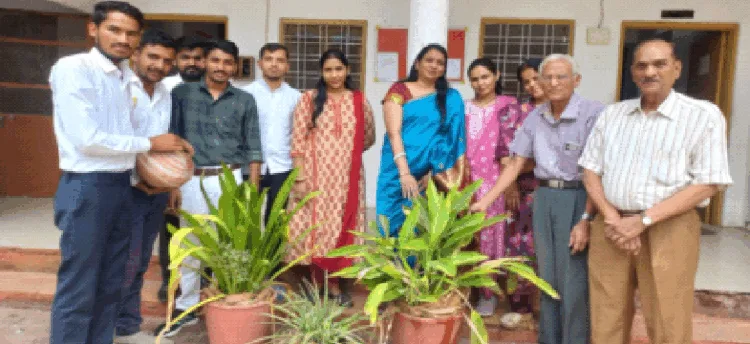 जल बचाओ अभियान से जुड़े विशेषज्ञ
