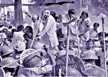 जयप्रकाश नारायण आपातकाल के विरुद्ध आंदोलन का मुख्य चेहरा रहे