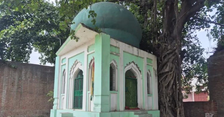 अवैध मजार (चित्र-प्रतीकात्मक)