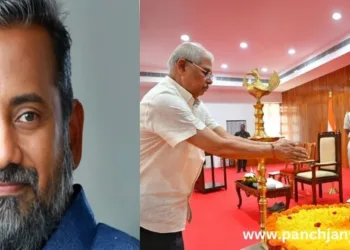 केरल के कृषि मंत्री और सीपीआई नेता पी प्रसाद (बाएं) भारत माता को 
पुष्प अर्पित करते केरल के राज्यपाल राजेंद्र विश्वनाथ आर्लेकर (दाएं)