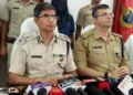 घटना की जानकारी देते वरिष्ठ पुलिस अधिकारी