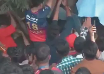 RCB की विक्ट्री परेड से पहले हादसा