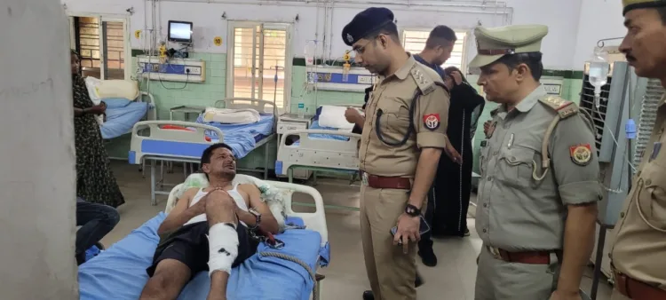 पुलिस टीम द्वारा गिरफ्तार बदमाश