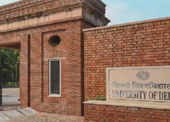DU के सिलेबस में बदलाव