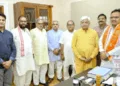 मुख्यमंत्री श्री भजनलाल शर्मा के साथ श्री आलोक कुमार और अन्य कार्यकर्ता