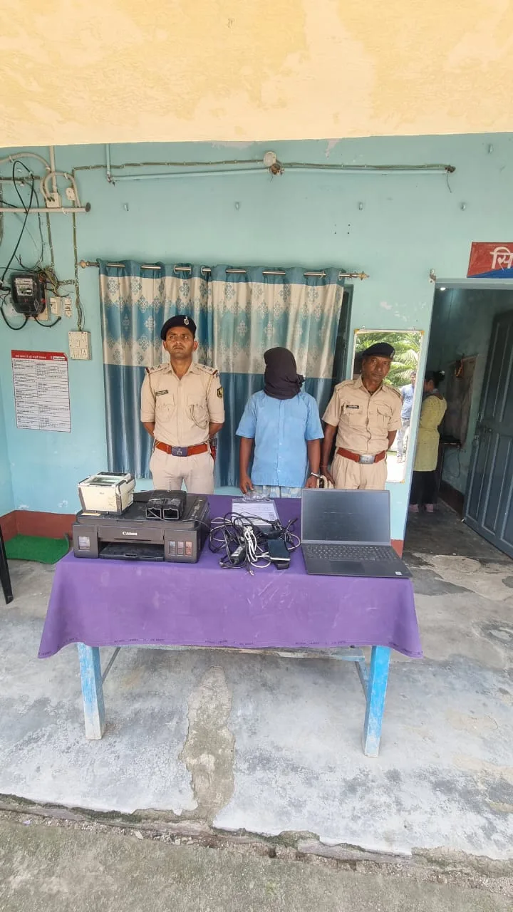 पुलिस की गिरफ्त में अशराफुल