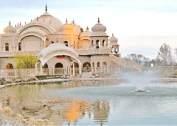 अमेरिका के यूटा प्रांत स्थित इसी इस्कॉन मंदिर पर गत माह अज्ञात हमलावरों ने गोलीबारी की