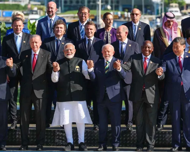 प्रधानमंत्री मोदी ने G20, BRICS और SCO जैसे मंचों पर भारत की भूमिका को मजबूती से प्रस्तुत किया है