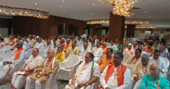 महाराष्ट्र के जलगांव में हुई विश्व हिंदू परिषद की बैठक।