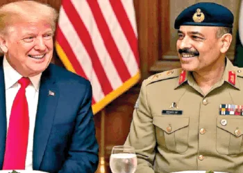 वाशिंगटन में पाकिस्तानी जनरल असीम मुनीर को बुलाकर खाना खिलाया था राष्ट्रपति ट्रम्प ने