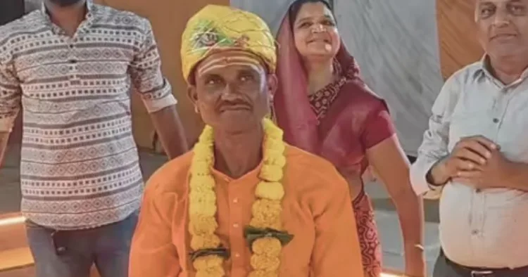 मुस्लिम युवक ने अपनाया सनातन धर्म