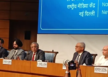 नेशनल मीडिया सेंटर में पत्रकार वार्ता करते मुख्य चुनाव आयुक्त ज्ञानेश कुमार।