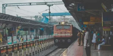 सस्ता हुआ रेल सफर