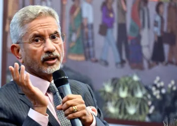 विदेश मंत्री जयशंकर ने स्पष्ट किया कि रूस से तेल खरीदना भारत के लिए आर्थिक रूप से लाभकारी है क्योंकि रूसी तेल की गुणवत्ता अच्छी है और कीमतें अपेक्षाकृत कम हैं
