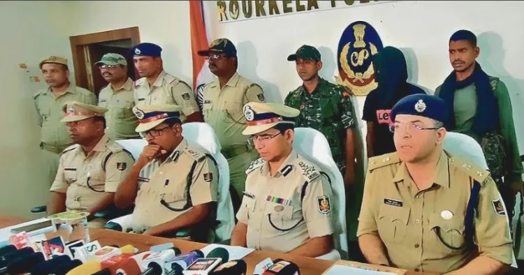 कुख्यात माओवादी विशु सिंह गिरफ्तार
