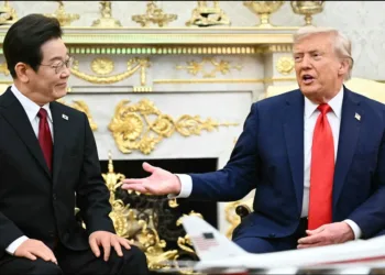 Trump meets South korean president Lee