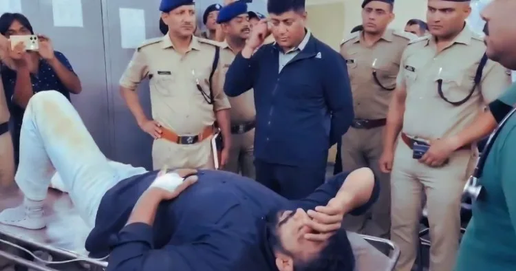 घायल आरोपी