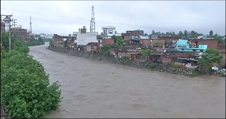 Uttarakhand river warns