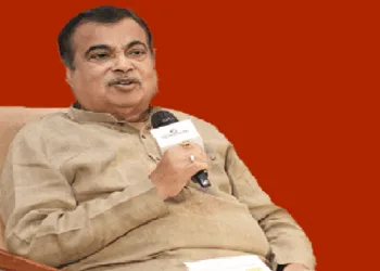 केंद्रीय सड़क परिवहन एवं राजमार्ग मंत्री नितिन गडकरी