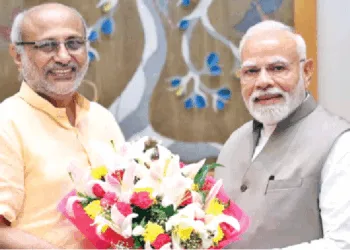 उपराष्ट्रपति चुनाव में शानदार जीत के बाद सी. पी. राधाकृष्णन को बधाई देते प्रधानमंत्री नरेन्द्र मोदी
