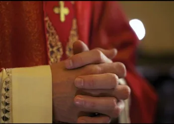 Italy Church pastor raped 4000 people