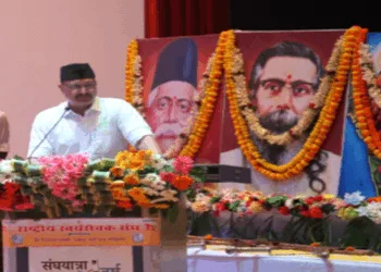 कार्यक्रम को संबोधित करते हुए श्री आलोक कुमार