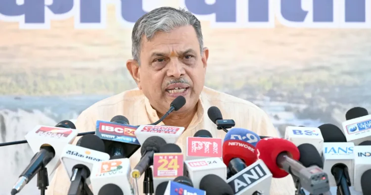 श्री दत्तात्रेय होसबाले, सरकार्यवाह, राष्ट्रीय स्वयंसेवक संघ