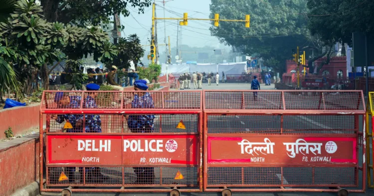 दिल्ली में सुरक्षा व्यवस्था कड़ी
