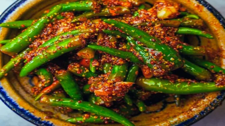hari mirch ka achar