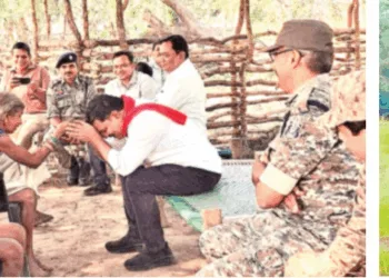 छत्तीसगढ़ के उपमुख्यमंत्री विजय शर्मा ने बस्तर के नक्सल प्रभावित पूर्वती गांव जाकर नक्सली माड़वी हिडमा और बारसे देवा की माताओं से मुलाकात कर उनसे अपील की थी कि वे अपने बेटों को आत्मसमर्पण के लिए मनाएं। (दाएं) सुरक्षा बलों के साथ मुठभेड़ में मारा गया माड़वी हिडमा