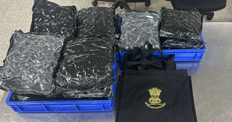 आईजीआई एयरपोर्ट पर महिला के पास से बरामद सामान