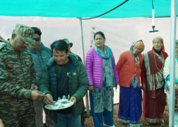 भारतीय सेना की पंचशूल ब्रिगेड ने ऑपरेशन सद्भावना के तहत गर्ब्यांग गांव में किसानों को पॉली हाउस भेंट किया