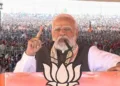 प्रधानमंत्री नरेंद्र मोदी बेतिया में चुनावी जनसभा को संबोधित करते हुए