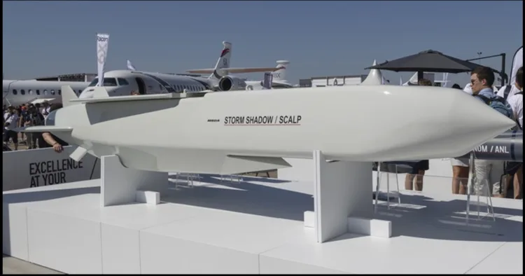 UK fuling Russia Ukraine war handover stormshadow Missile to ukraine