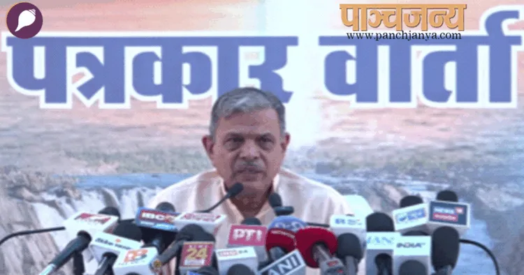 जबलपुर में पत्रकारों को संबोधित करते हुए श्री दत्तात्रेय होसबाले