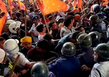 कोलकाता में प्रदर्शन करते हिंदू