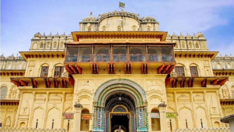 Kanak Bhawan History