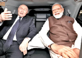 प्रधानमंत्री नरेंद्र मोदी पालम हवाईअड्डे से अपने साथ रूस के राष्ट्रपति व्लादिमीर पुतिन को फॉर्च्यूनर में लेकर आए। ऐसे मौकों पर अमूमन प्रमुख वैश्विक हस्तियां यूरोपीय गाड़ियों को प्राथमिकता देती हैं। ऐसे में प्रधानमंत्री मोदी द्वारा जापानी कार के चयन को पश्चिम के लिए एक संदेश माना जा रहा है।